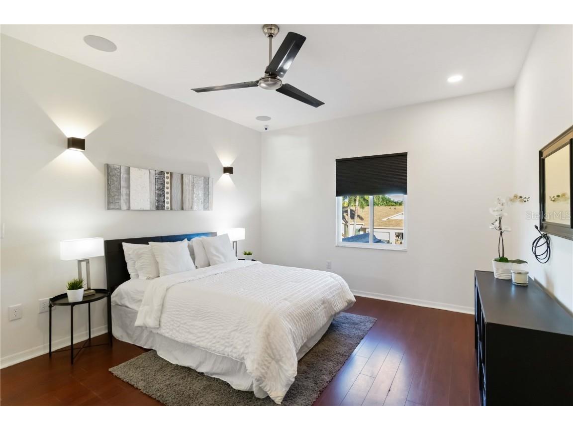 4223 Balmoral Way Sarasota FL 34238 A4668836 image23