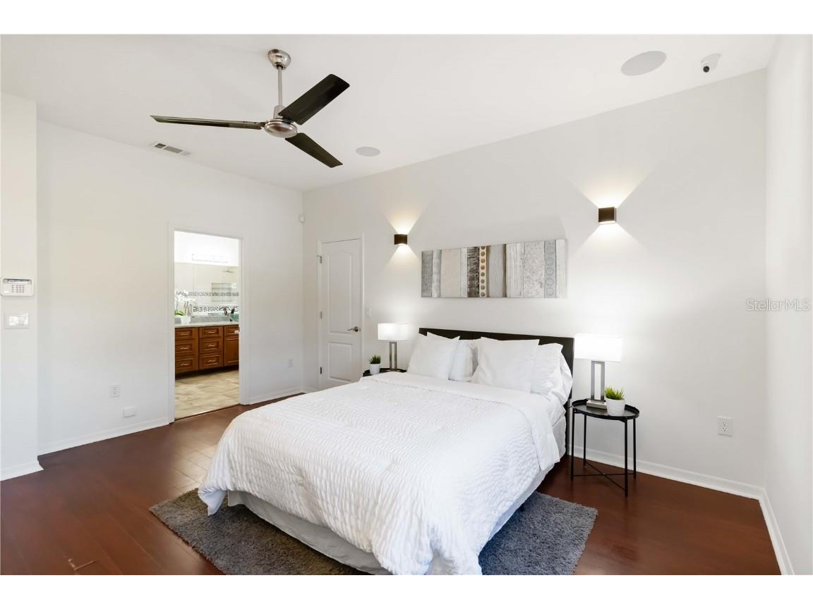 4223 Balmoral Way Sarasota FL 34238 A4668836 image26