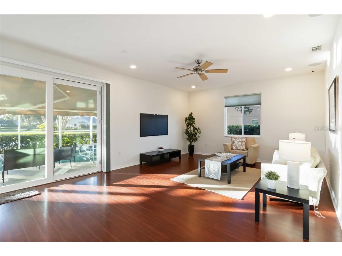 4223 Balmoral Way Sarasota FL 34238 A4668836 image7