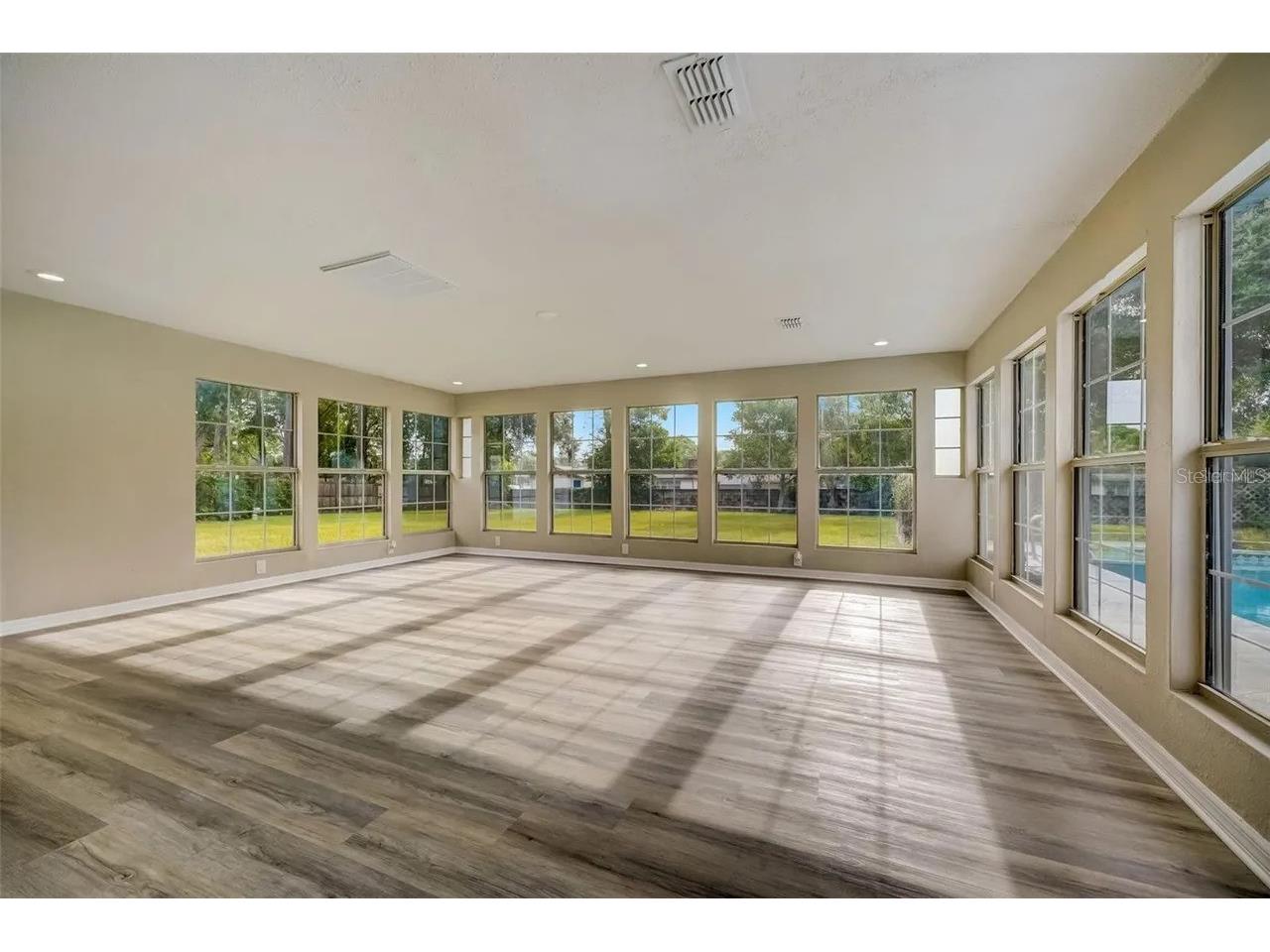 4223 E Pine Hill Circle Orlando FL 32808 O6402392 image15
