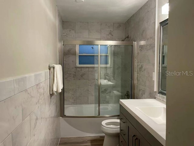 4223 E Pine Hill Circle Orlando FL 32808 O6402392 image7