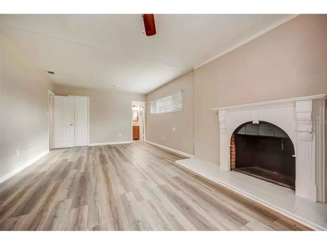 4223 E Pine Hill Circle Orlando FL 32808 O6402392 image9