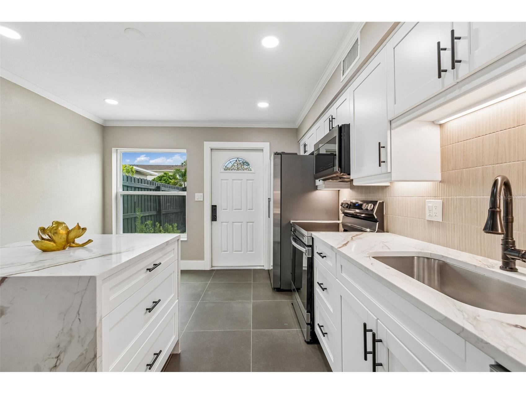 4223 La Palma Court Tampa FL 33611 TB8526533 image6