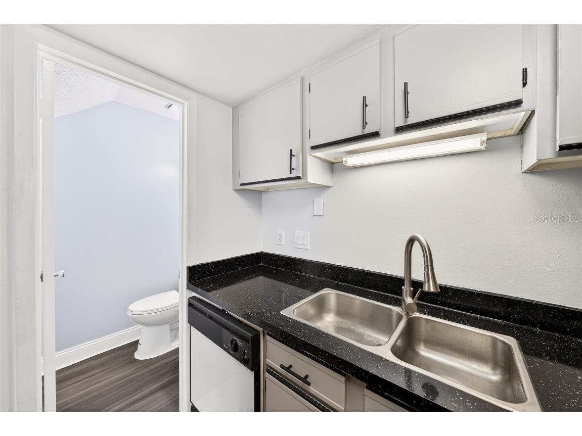 4223 S. Semoran Blvd #9 Orlando FL 32822 O6367642 image10