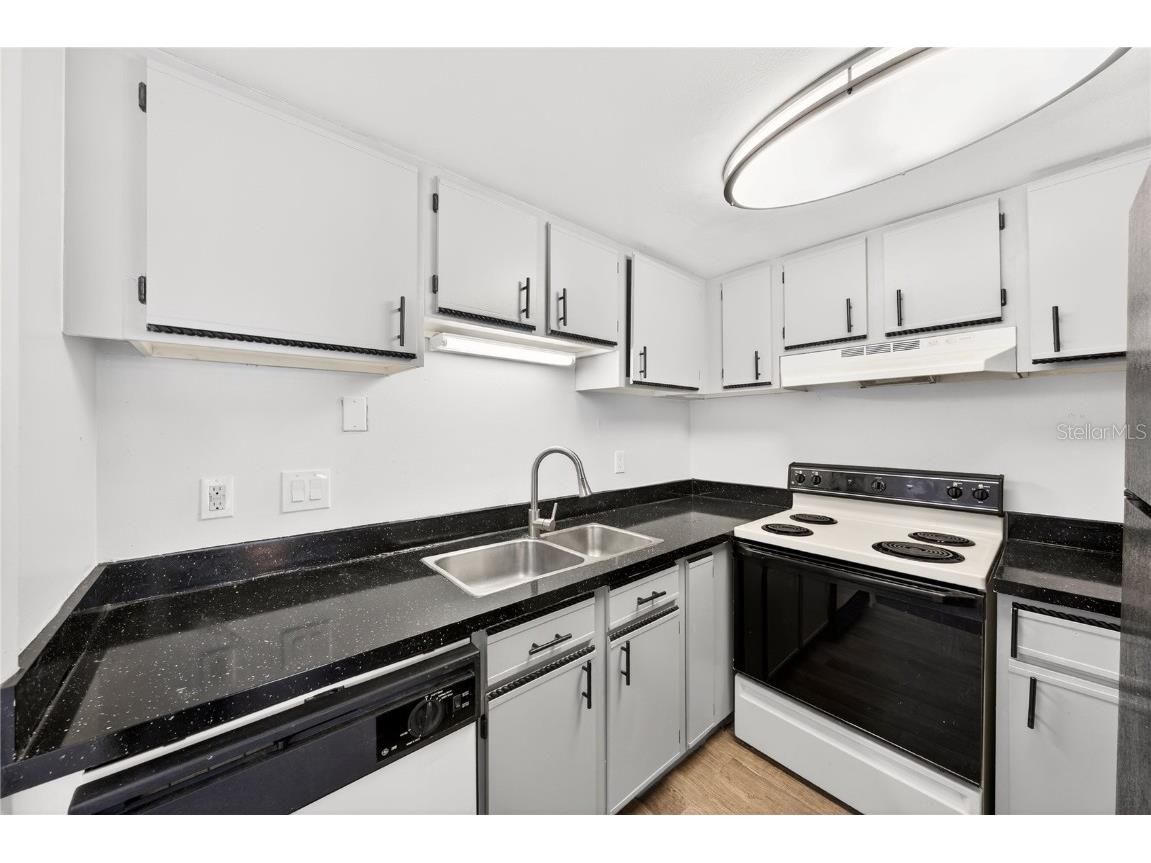 4223 S. Semoran Blvd #9 Orlando FL 32822 O6367642 image7