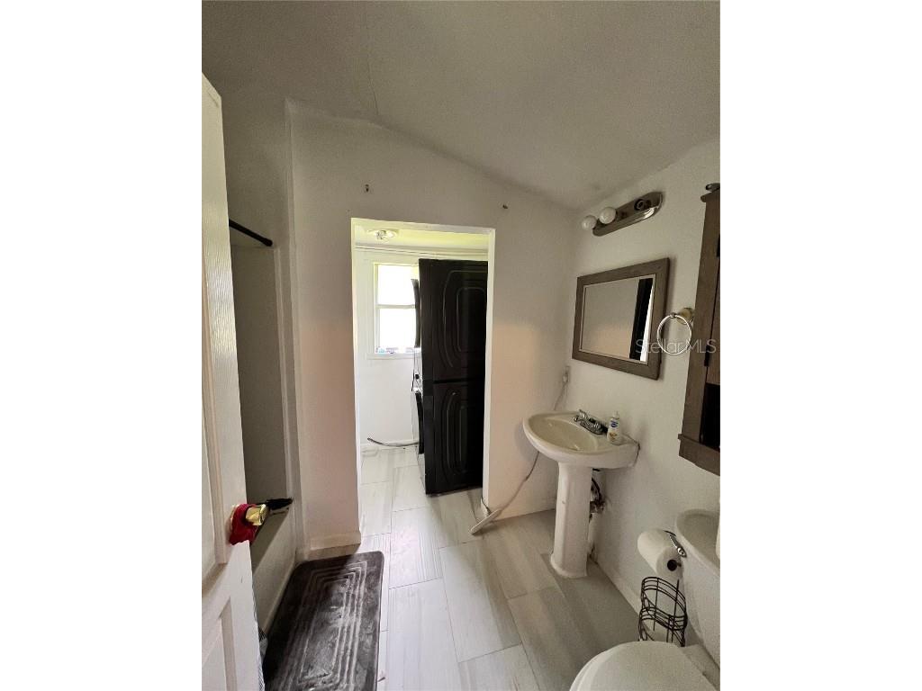 4223 Sawyer Road Sarasota FL 34233 A4665001 image16