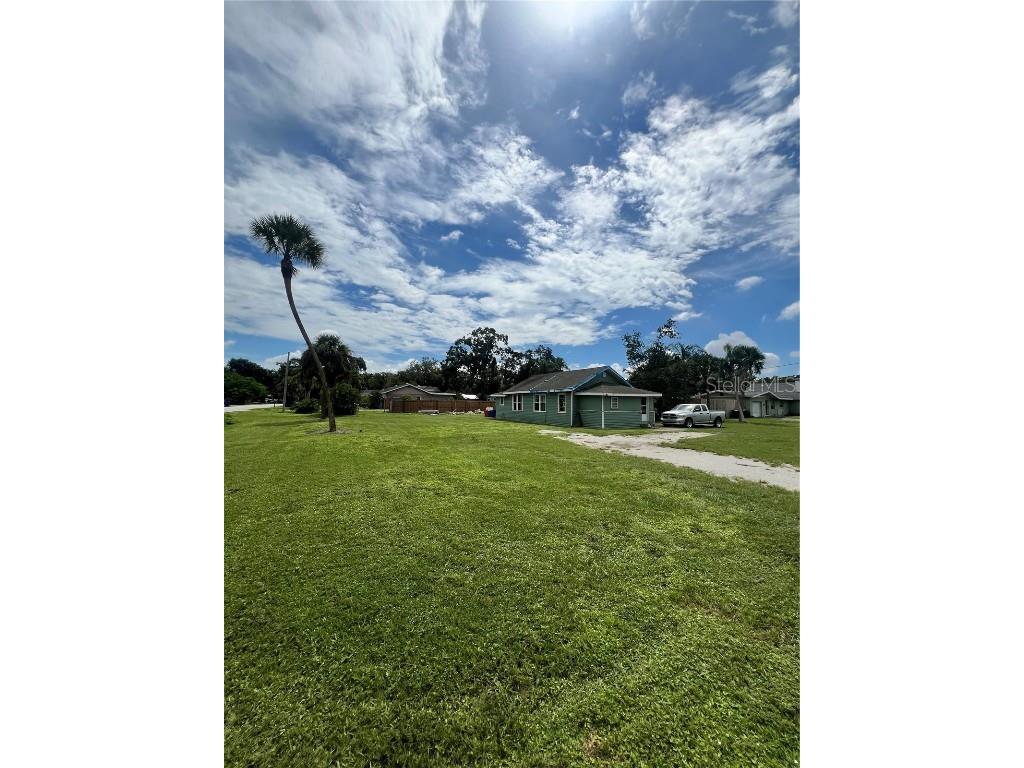 4223 Sawyer Road Sarasota FL 34233 A4665001 image4