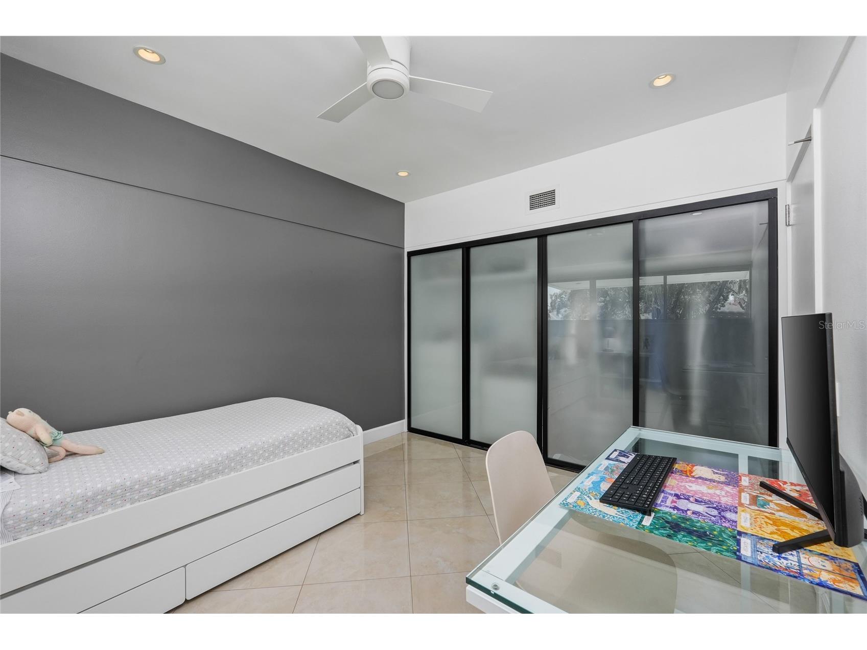 4223 W Cleveland Street Tampa FL 33609 TB8485926 image31