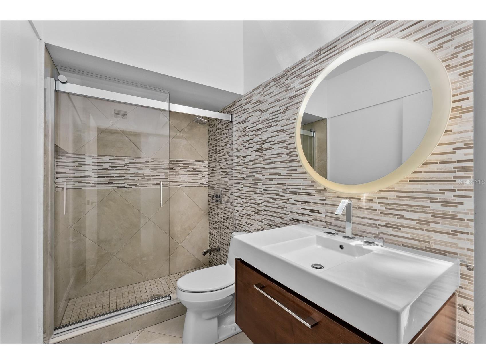 4223 W Cleveland Street Tampa FL 33609 TB8485926 image36