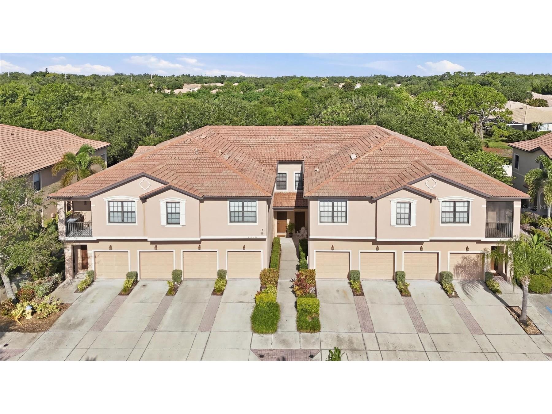 4224 Via Piedra Circle #4-102 Sarasota FL 34233 A4699278 image1