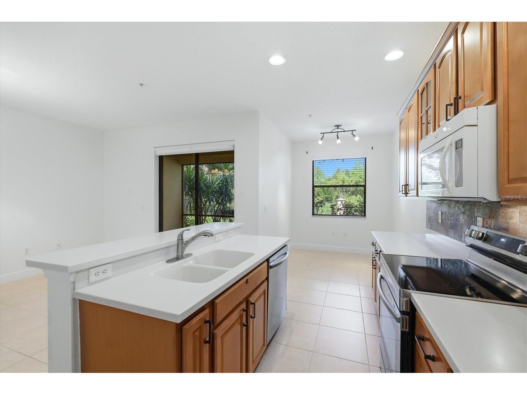 4224 Via Piedra Circle #4-102 Sarasota FL 34233 A4699278 image19
