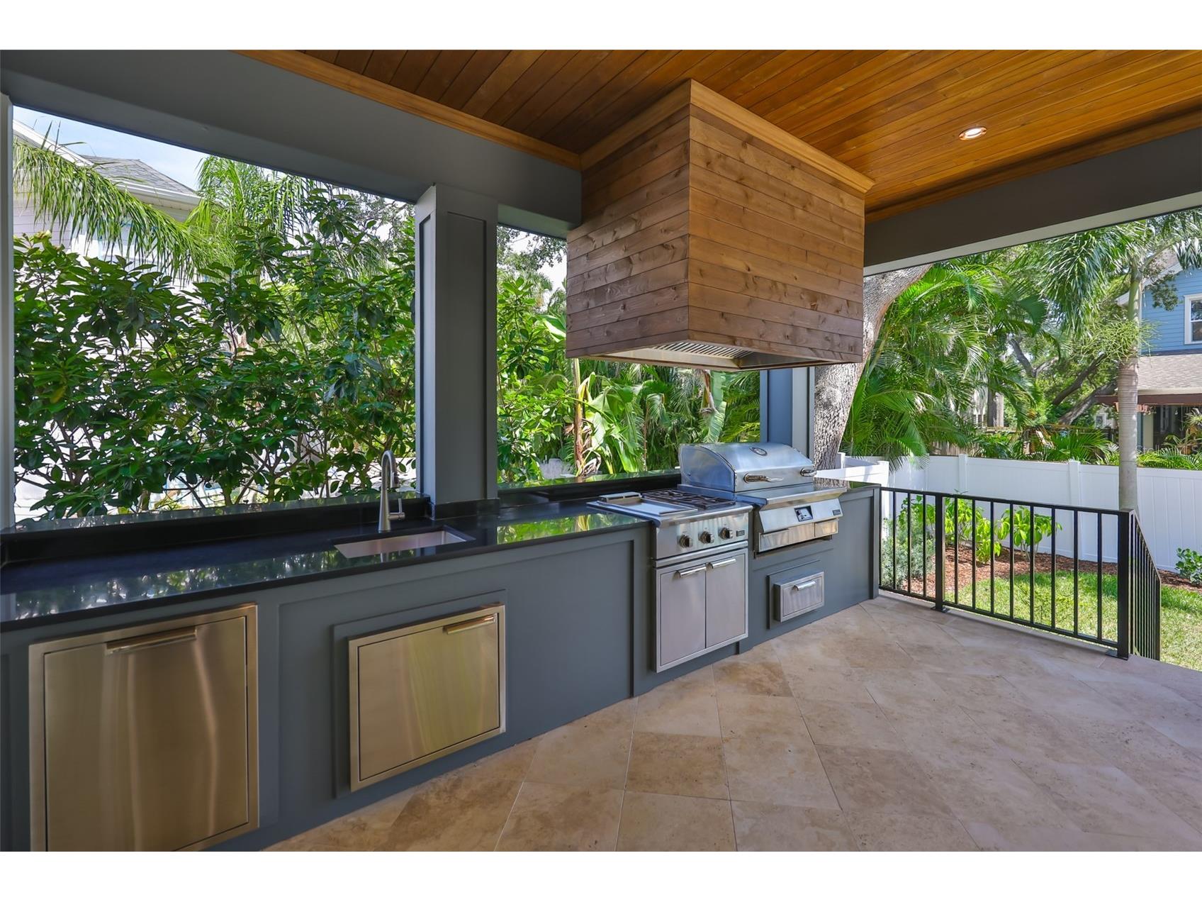 4224 W Corona Street Tampa FL 33629 TB8378803 image39