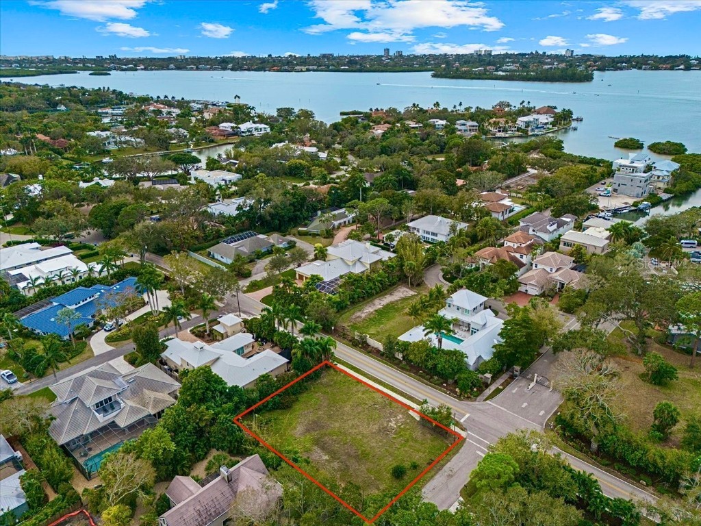 4225 Camino Real Sarasota FL 34231 A4597167 image1