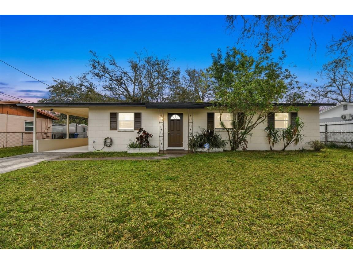 4225 Empire Place Tampa FL 33610 TB8353822 image1