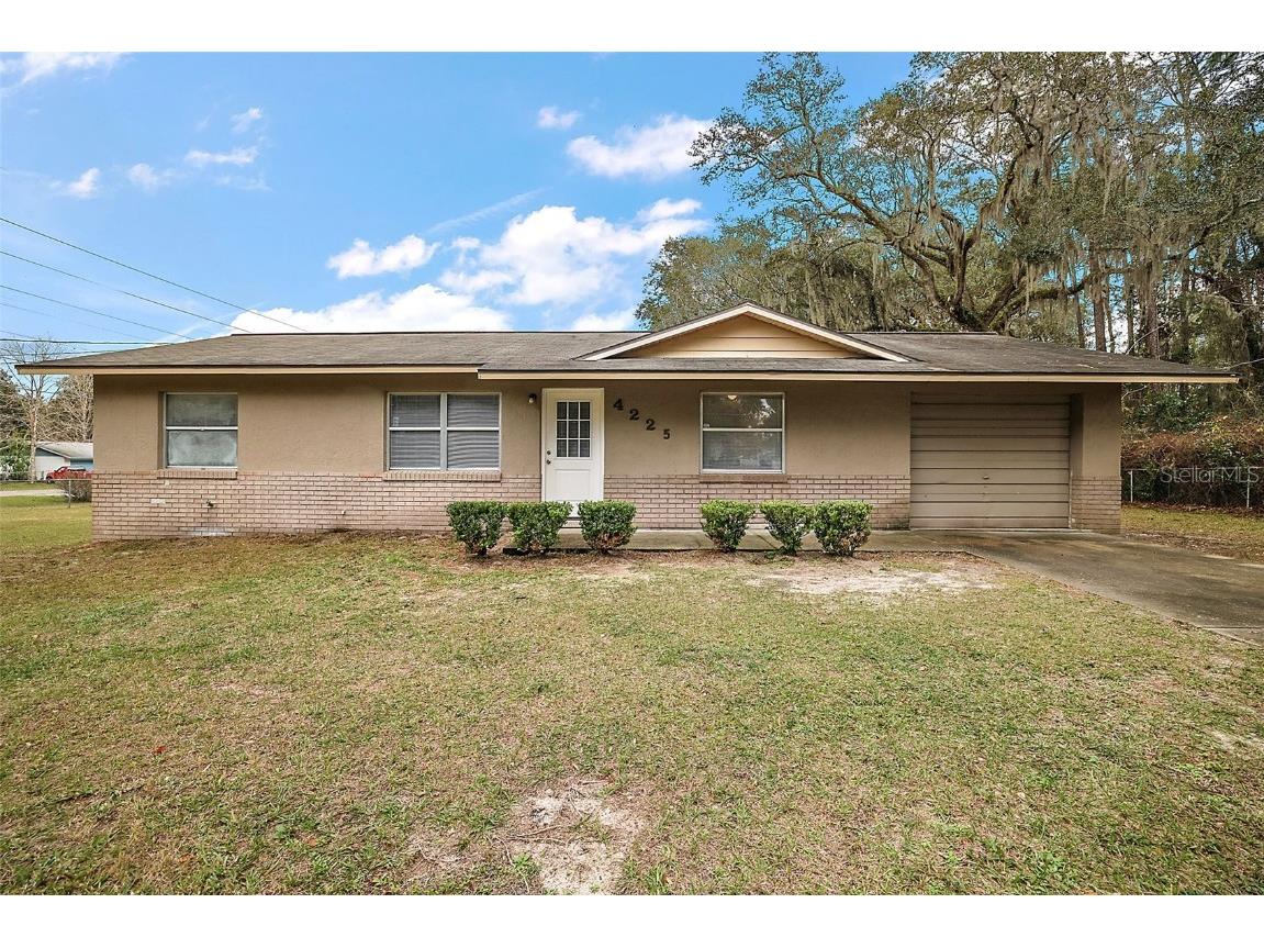 4225 NE 25th Avenue Ocala FL 34479 OM669692 image1