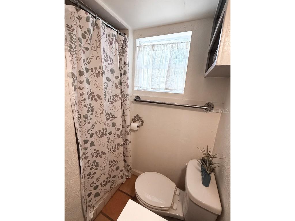 4225 Old Bradenton Road #C Sarasota FL 34234 TB8443988 image12