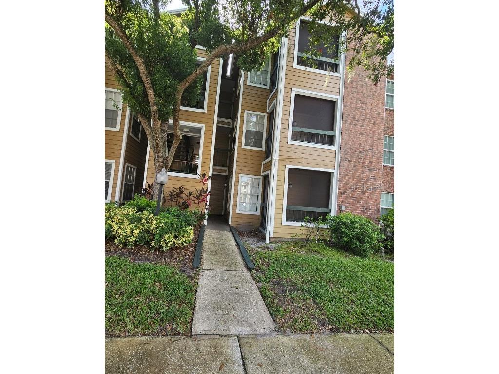 4225 Thornbriar Lane #208 Orlando FL 32822 O6139188 image1