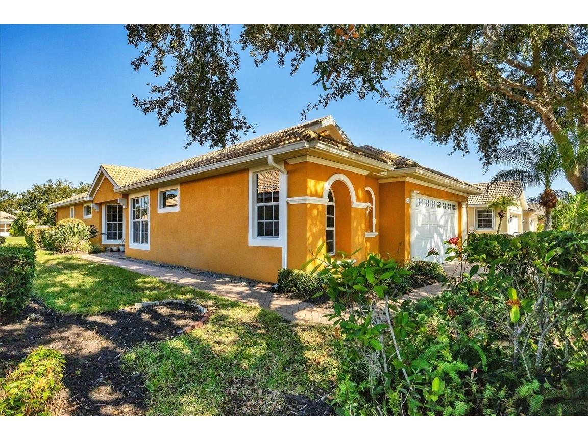 4226 Reflections Parkway Sarasota FL 34233 A4672784 image8