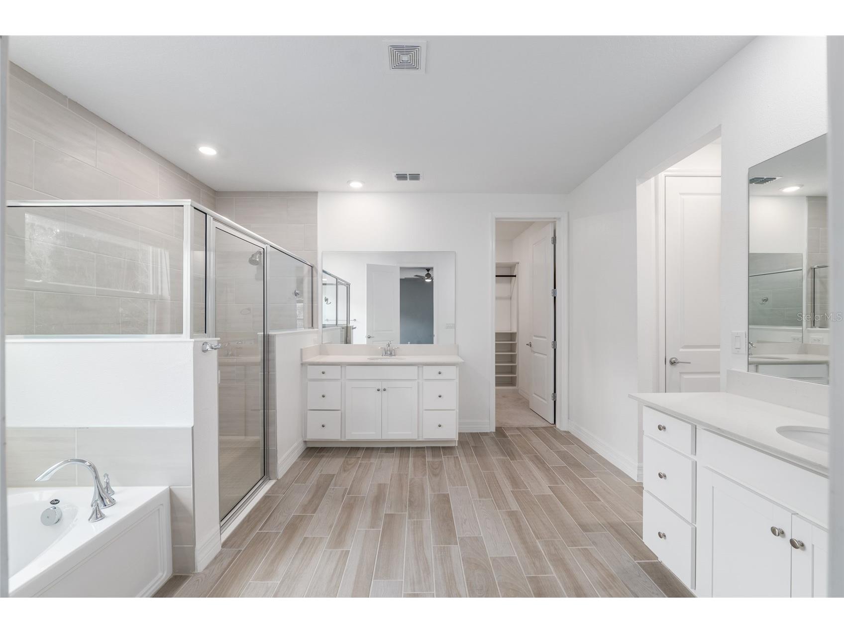 4226 SE 11 Avenue Ocala FL 34480 OM716959 image32
