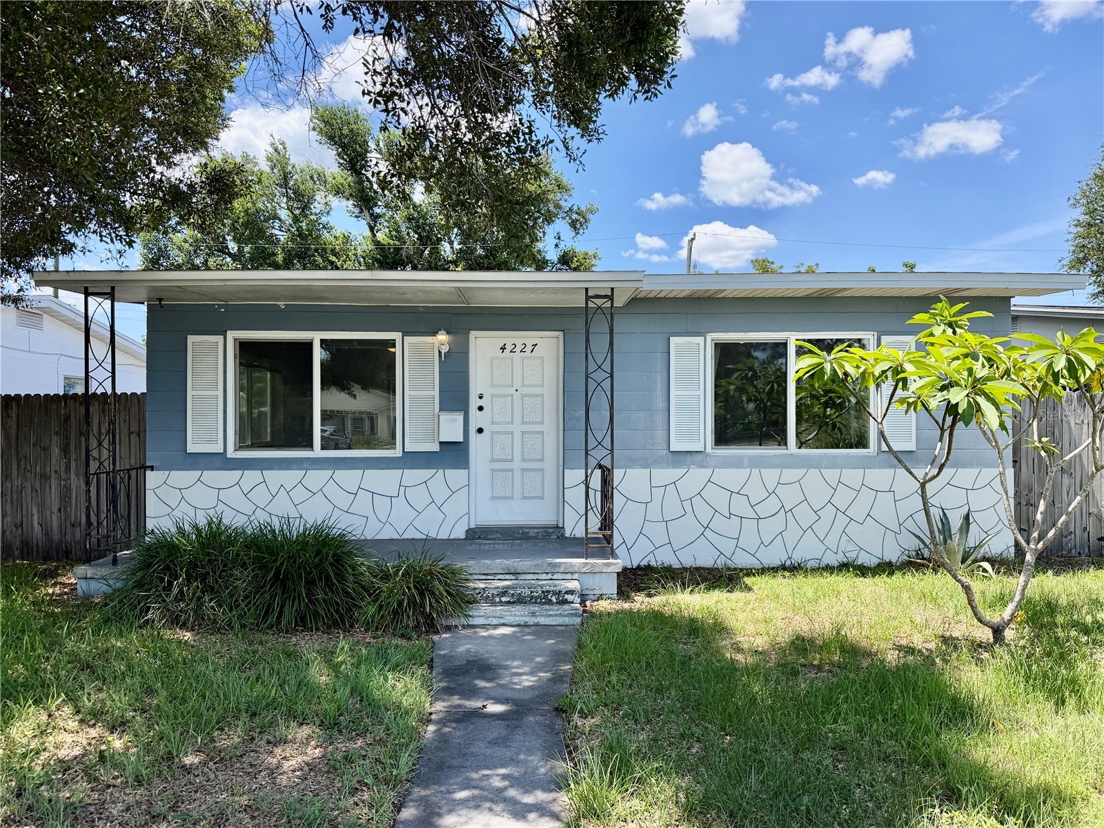 4227 5th Avenue N Saint Petersburg FL 33713 TB8515971 image1