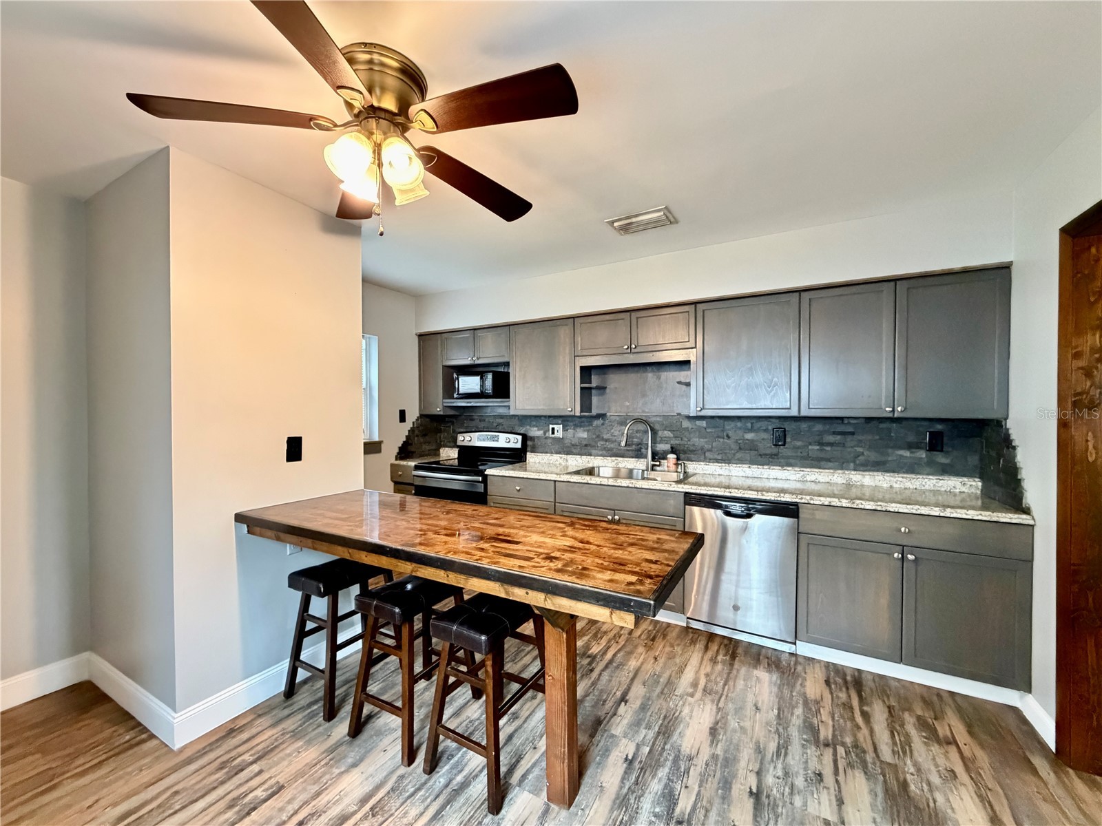 4227 5th Avenue N Saint Petersburg FL 33713 TB8515971 image9