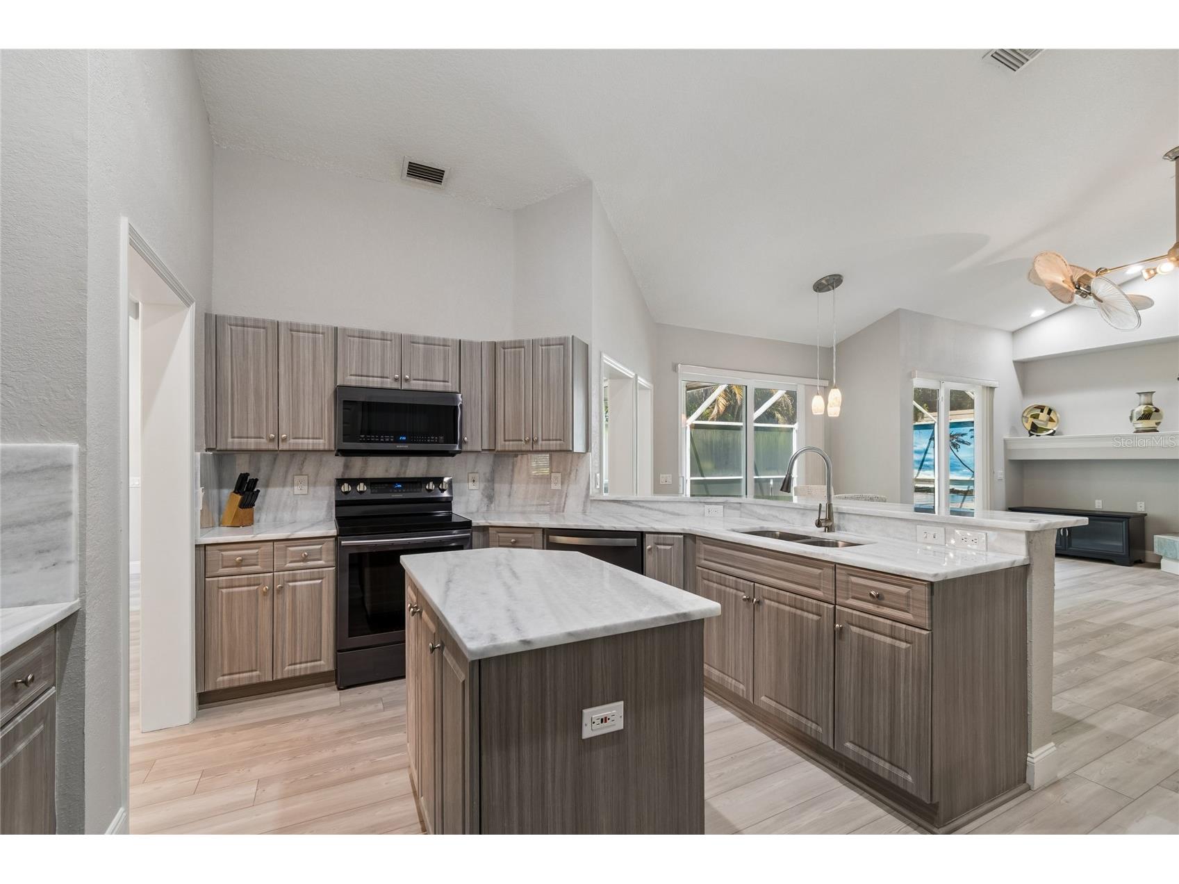 4227 Auston Way Palm Harbor FL 34685 TB8497292 image10