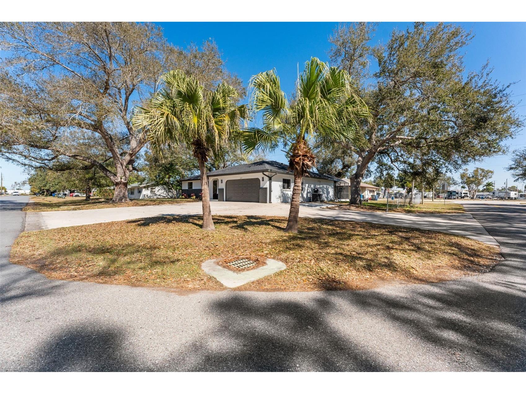 4227 Blossom Road Venice FL 34293 TB8468322 image4