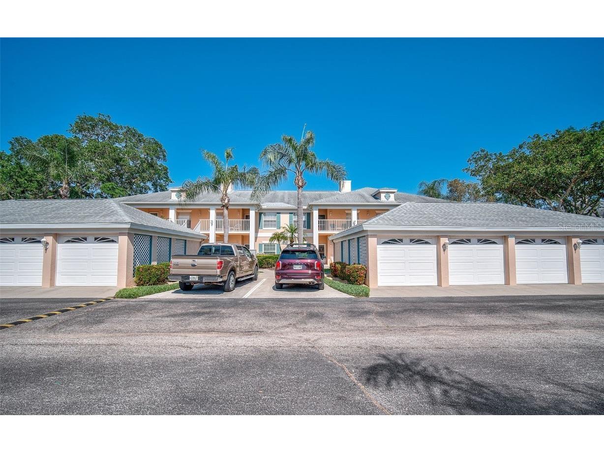 4227 Caddie Drive E #204 Bradenton FL 34203 A4565325 image1