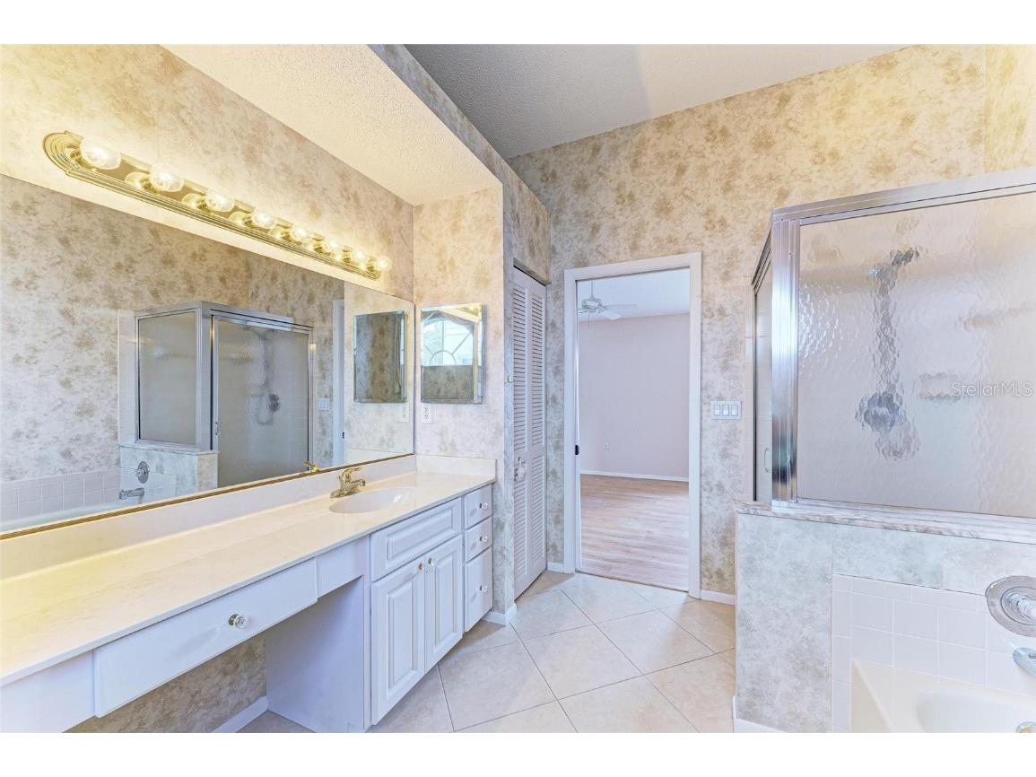 4227 Placid Drive Sarasota FL 34243 A4654976 image25
