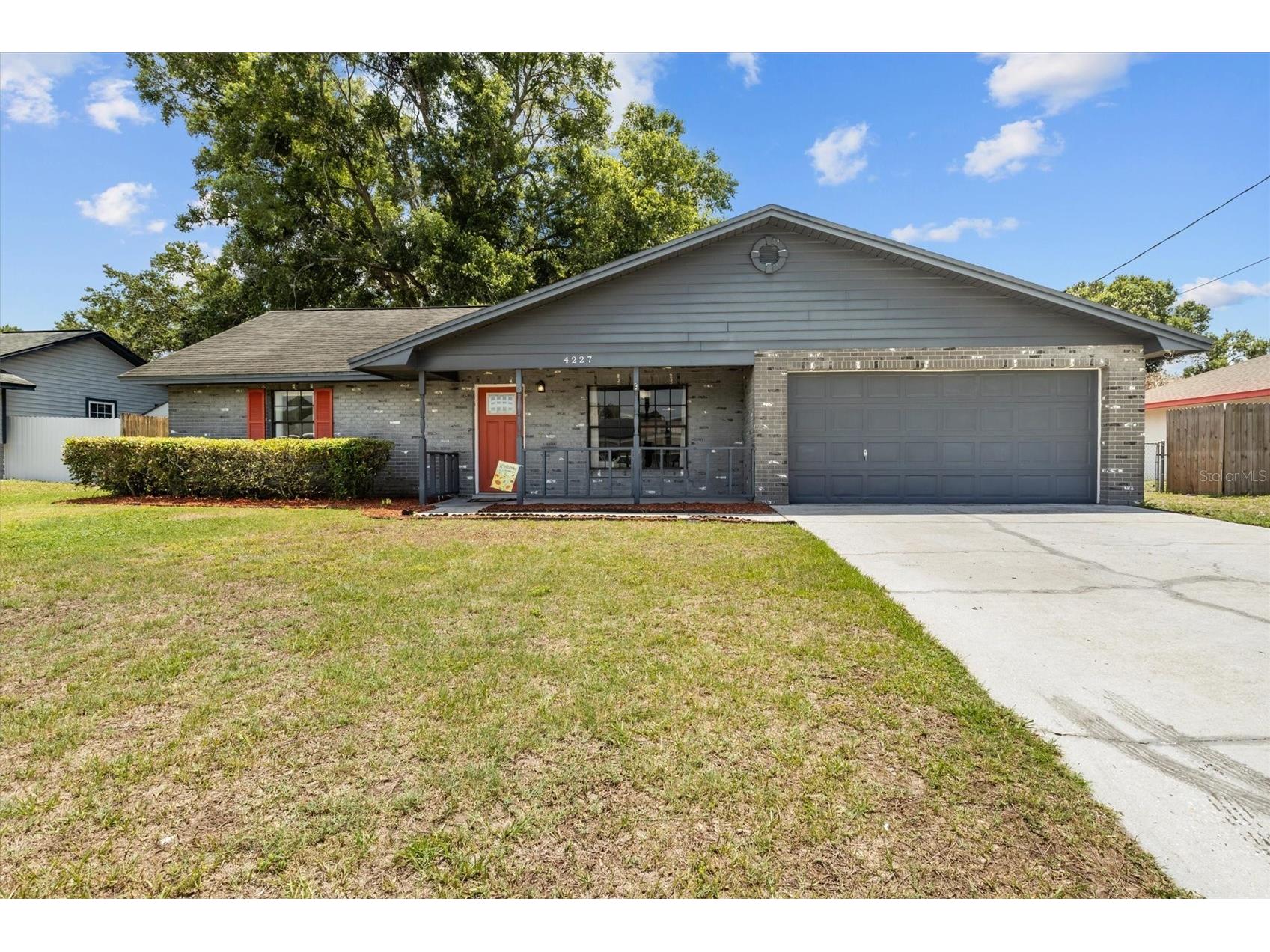 4227 Sunny Land Drive Lakeland FL 33813 L4961667 image1