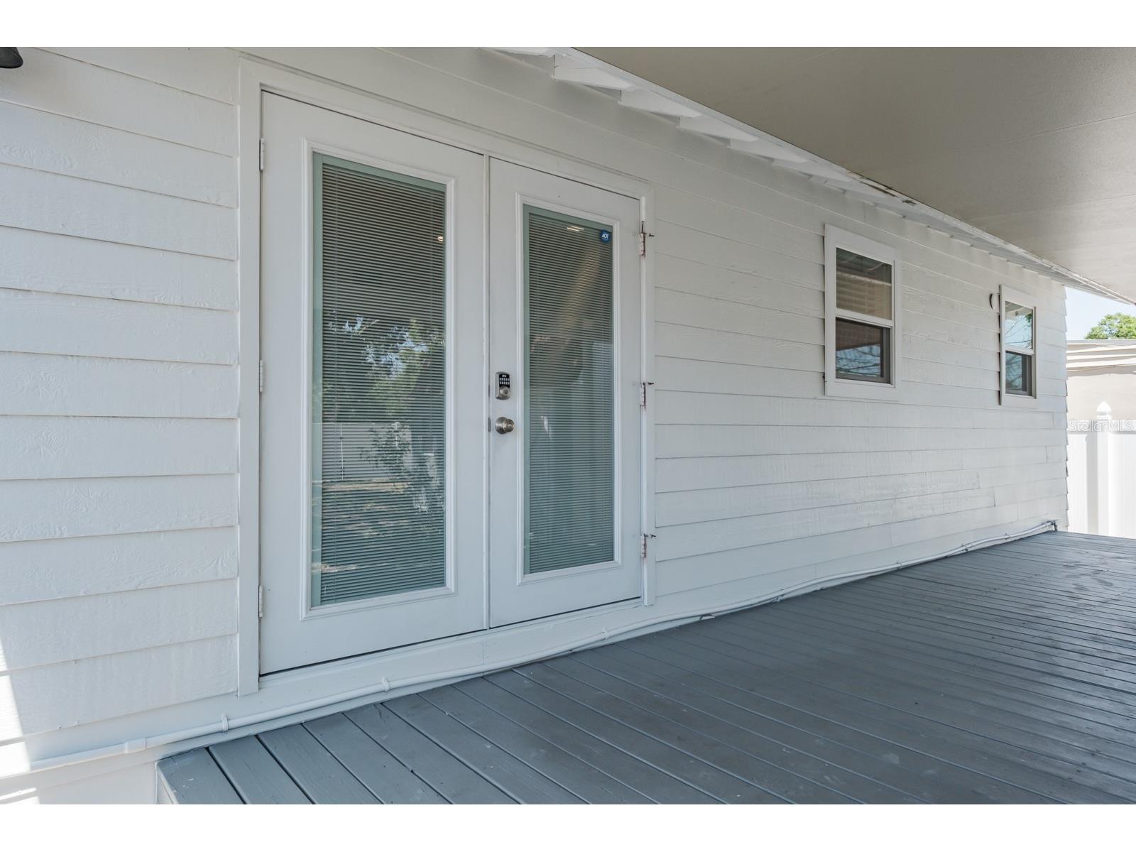 4228 37th Avenue N Saint Petersburg FL 33713 TB8490887 image28