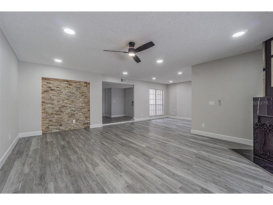 4228 Arborwood Lane Tampa FL 33618 TB8436879 image5