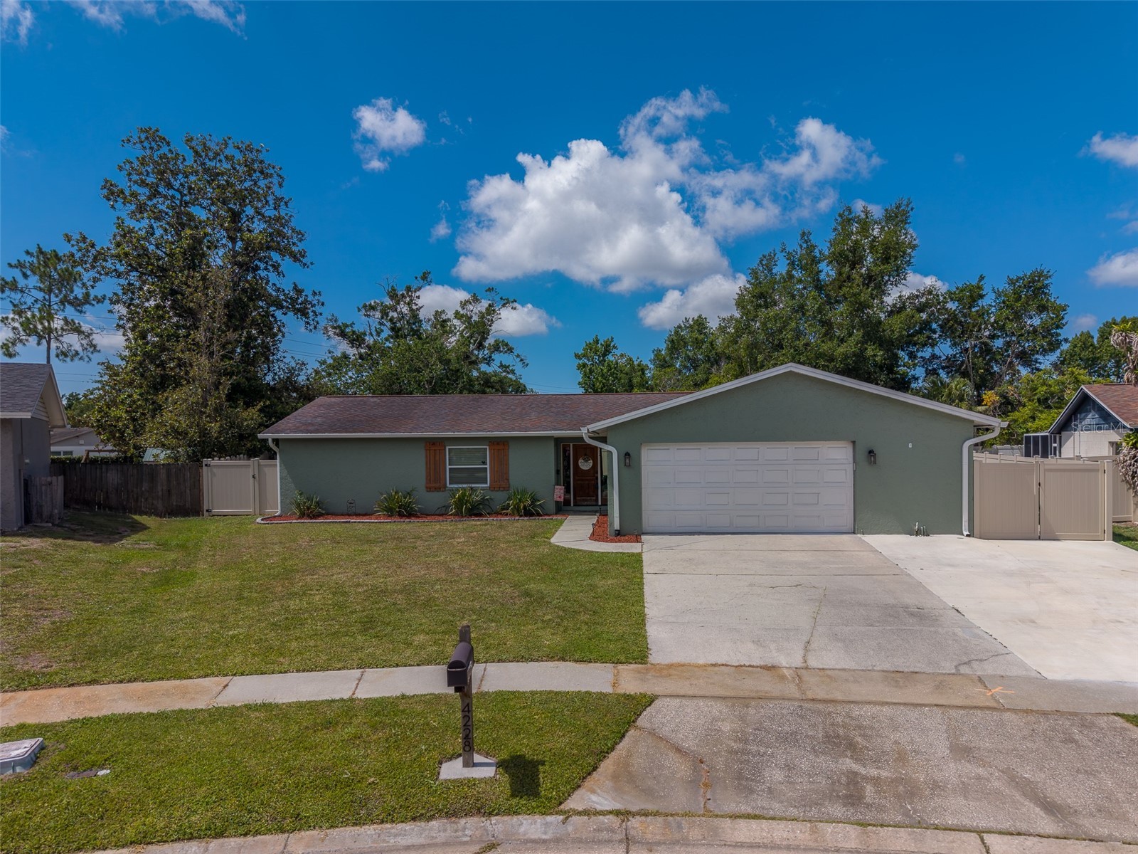 4228 Briarberry Lane Tampa FL 33624 TB8523657 image1