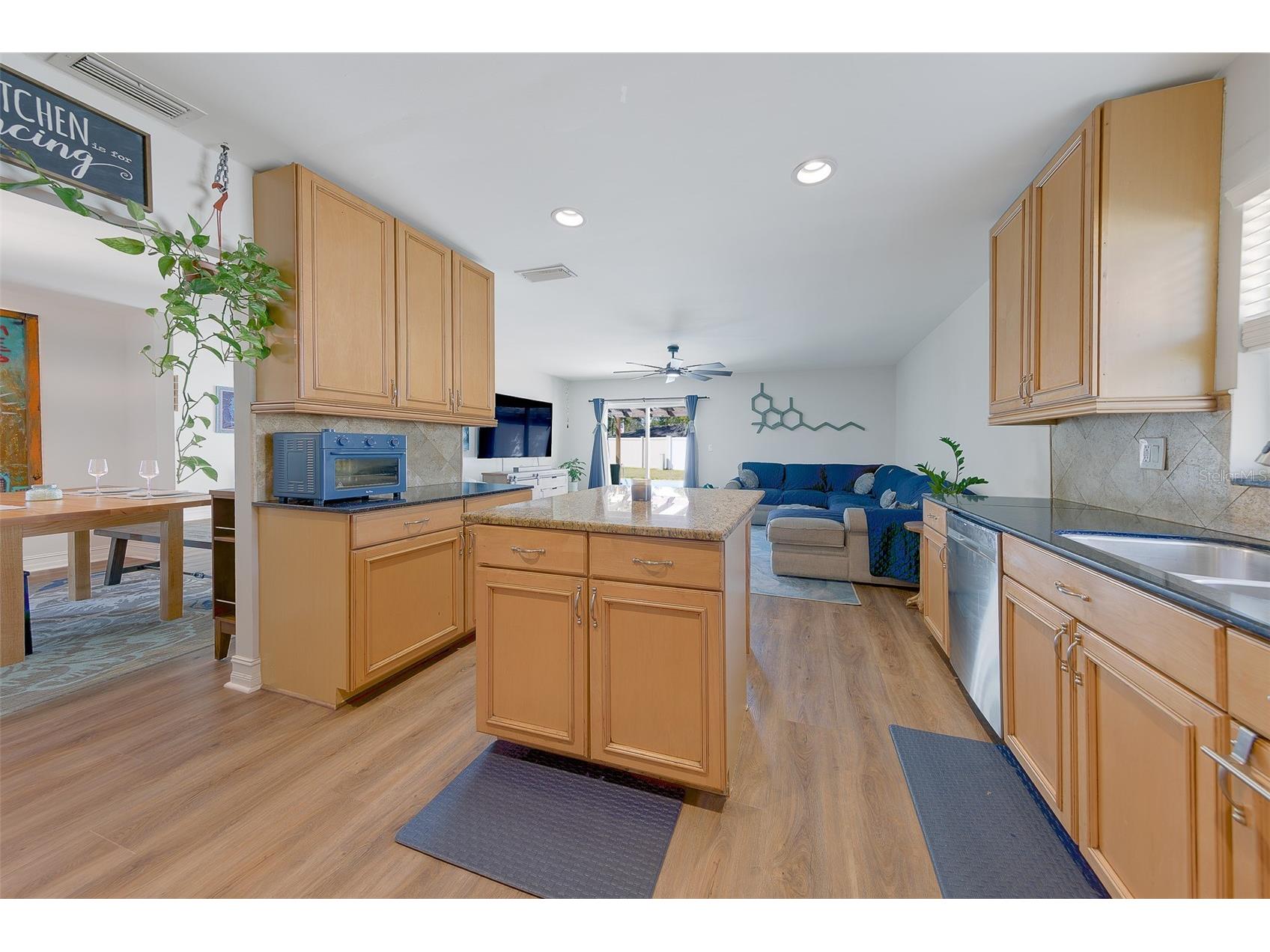 4228 Briarberry Lane Tampa FL 33624 TB8523657 image15