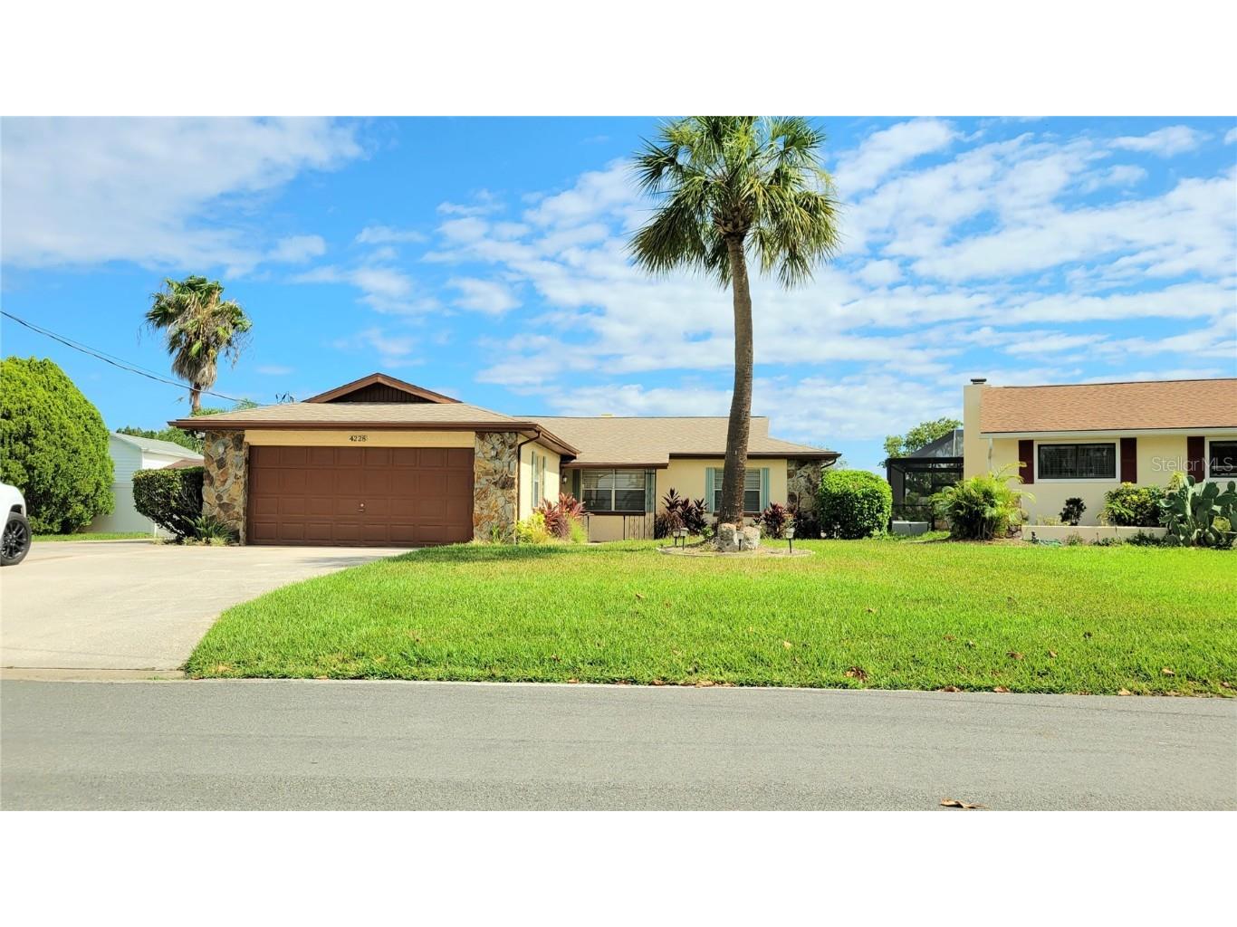 4228 Camelia Drive Hernando Beach FL 34607 - GULF OF MEXICO ACCESS W7855343 image1