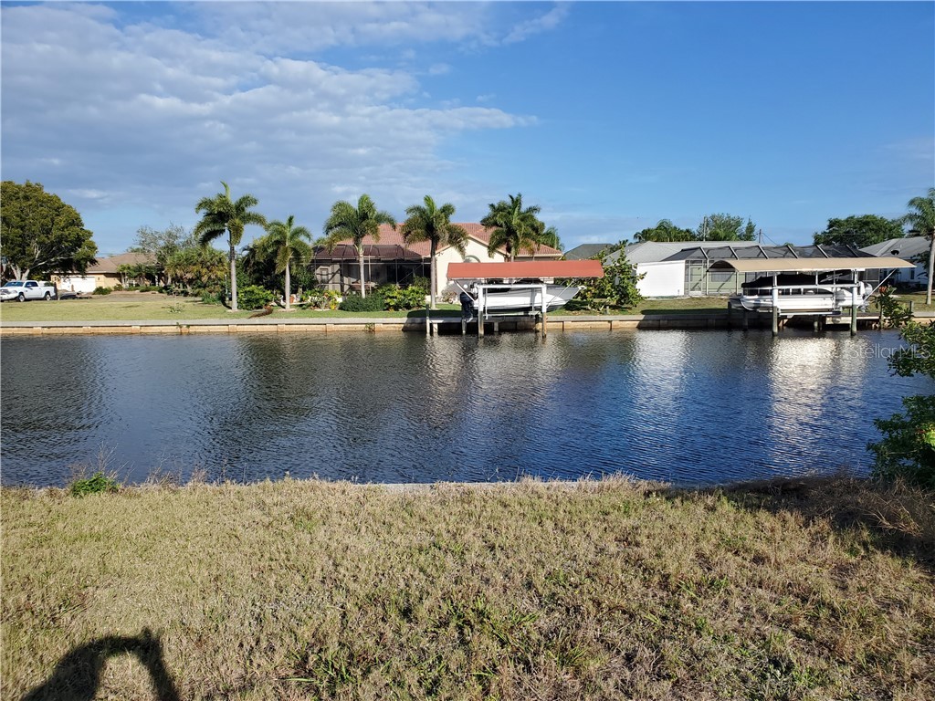 4228 Eastlake Court Port Charlotte FL 33948 D6117396 image2