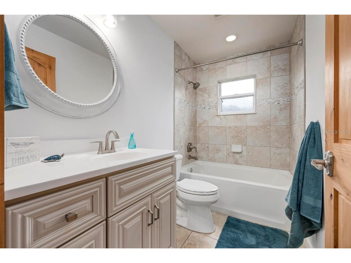 4228 Francis Bacon Lane Sarasota FL 34241 A4674738 image23