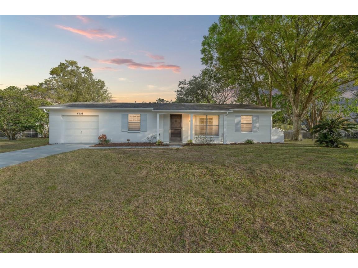 4228 Surfside Circle Spring Hill FL 34606 W7862316 image1