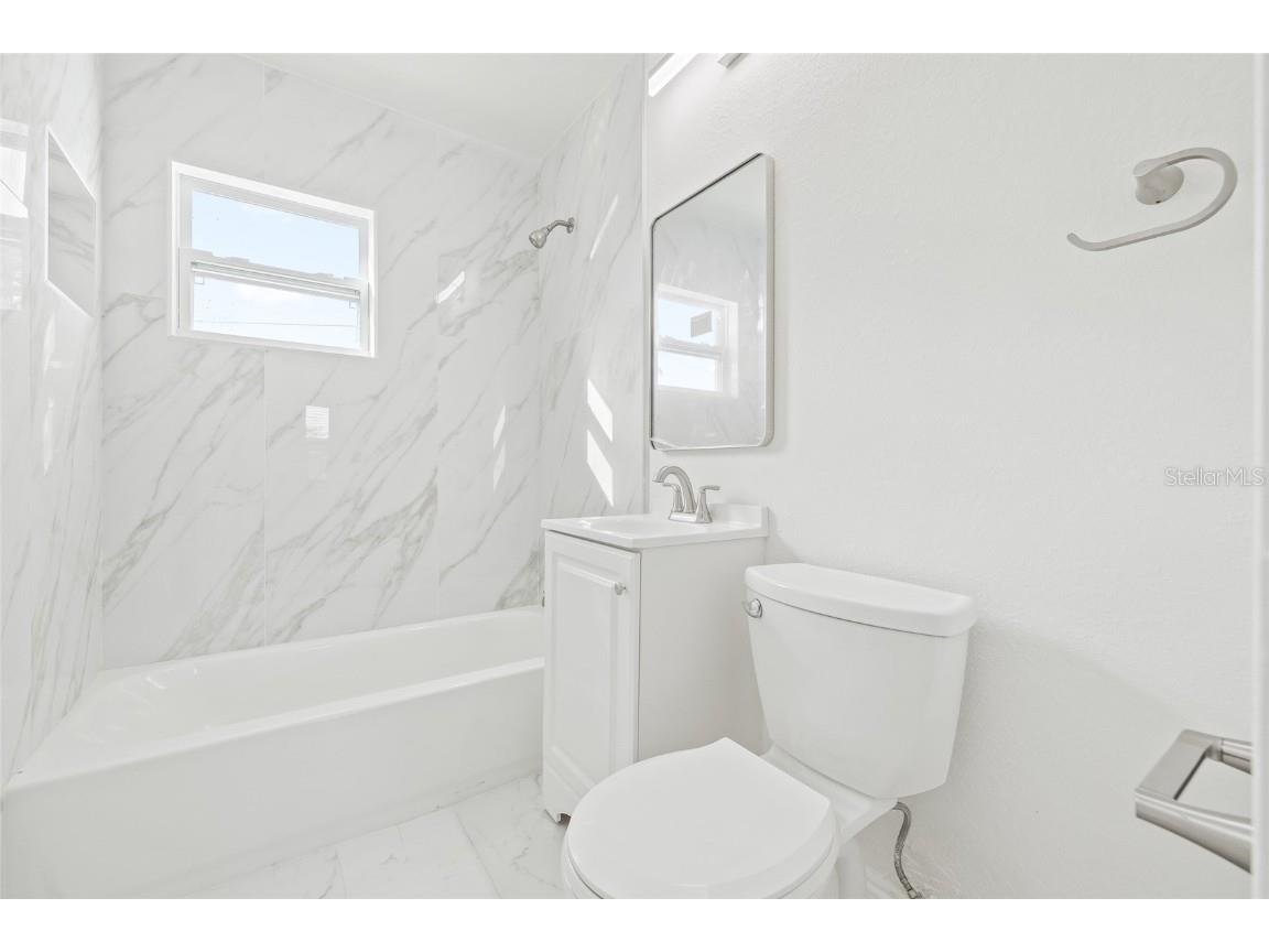 4228 W Bay Vista Avenue Tampa FL 33611 TB8441877 image27