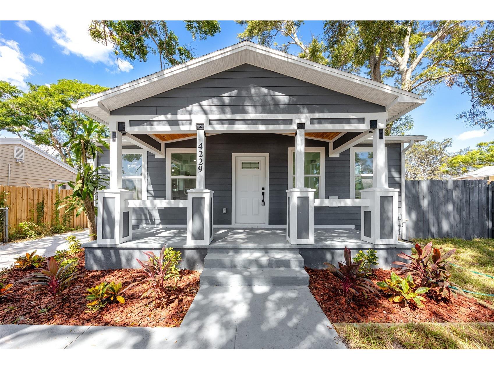4229 35th Avenue N Saint Petersburg FL 33713 TB8440495 image1