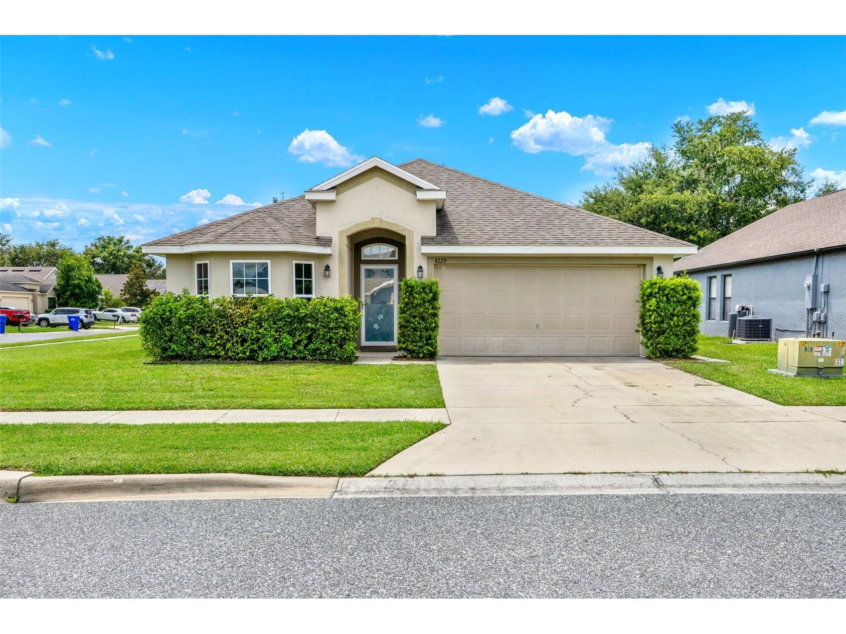 4229 Barnsley Lane Tavares FL 32778 G5100743 image1