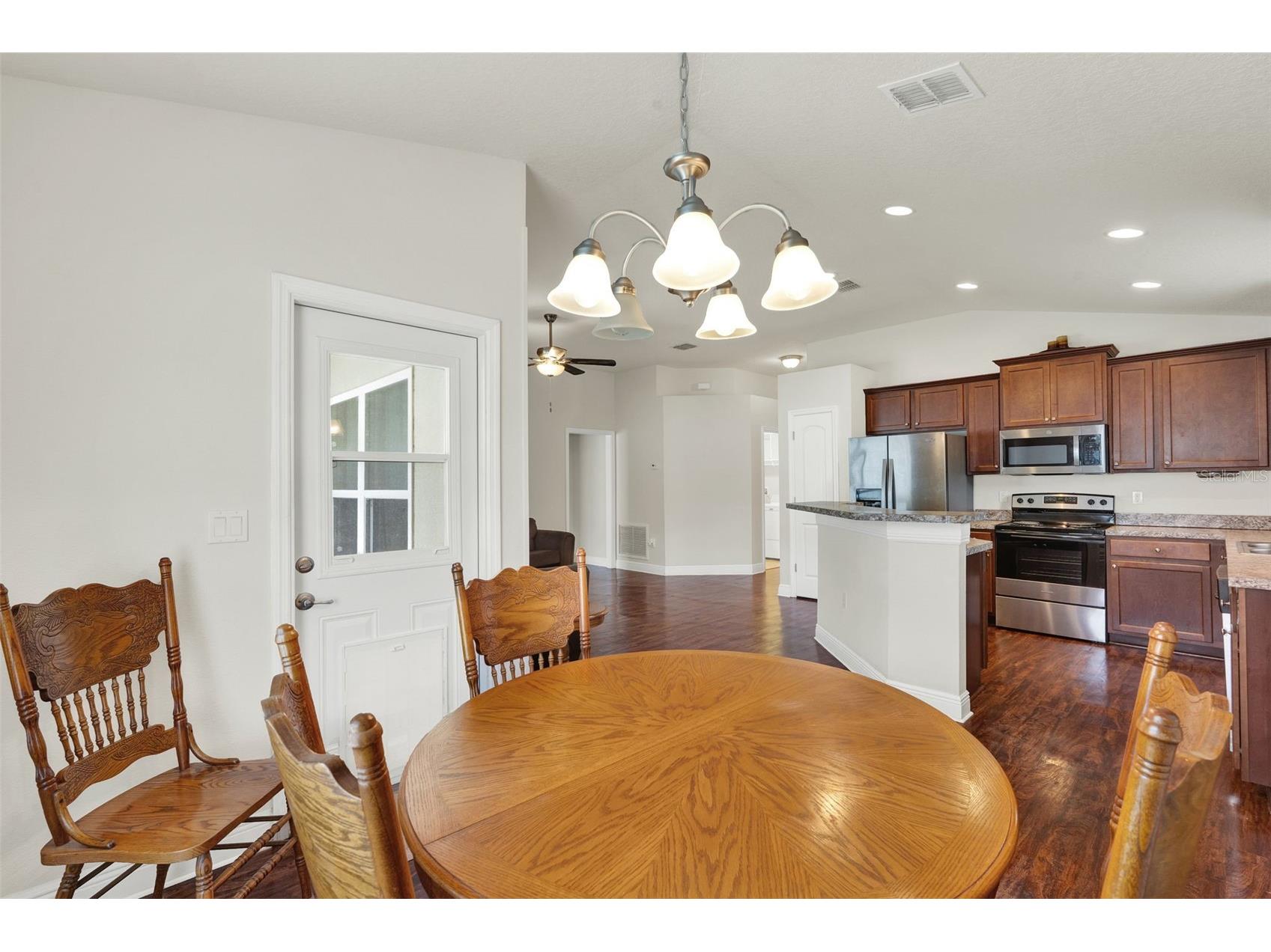 4229 Barnsley Lane Tavares FL 32778 G5100743 image7
