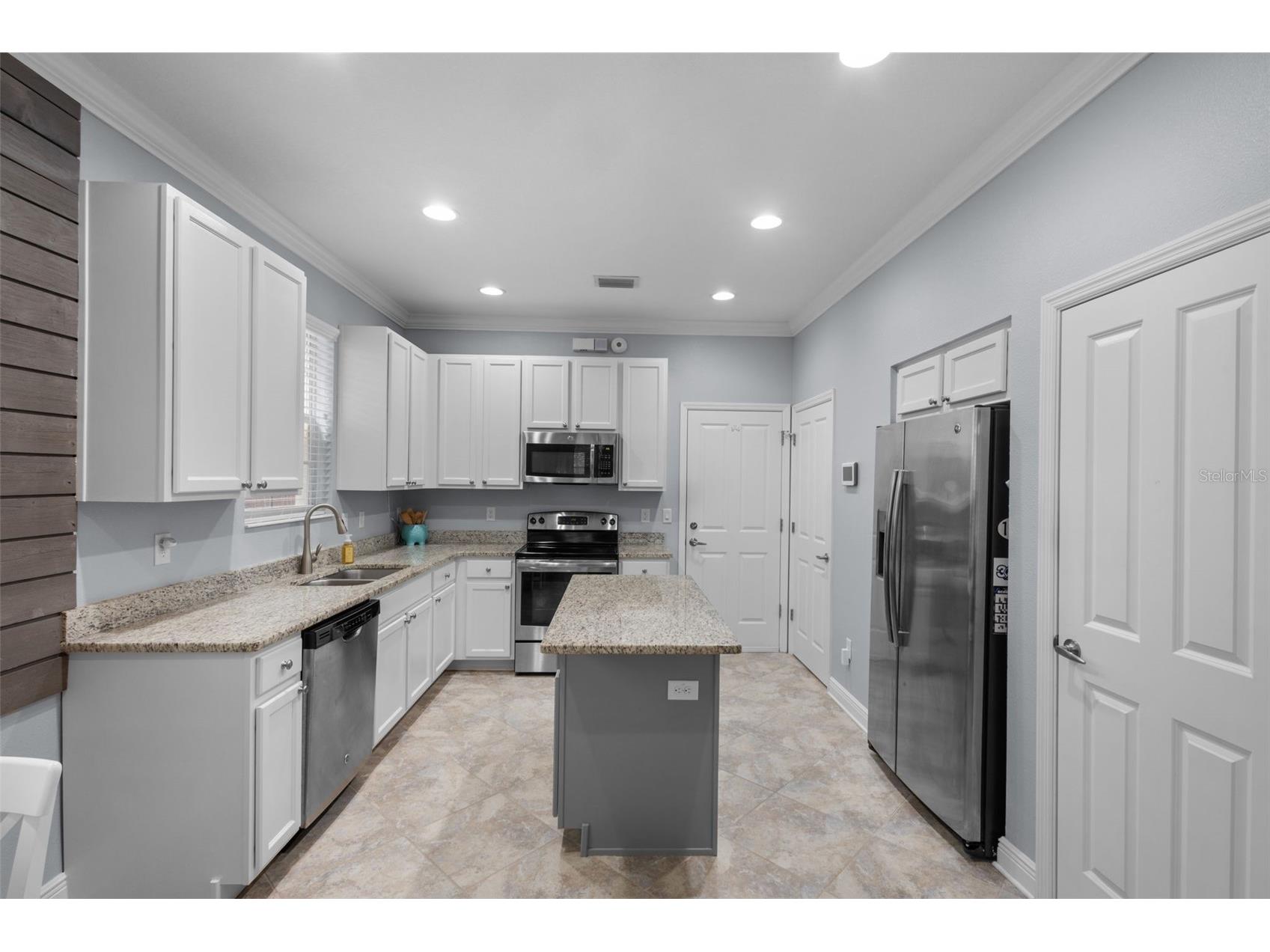 423 Aurora Way Oldsmar FL 34677 TB8516678 image13