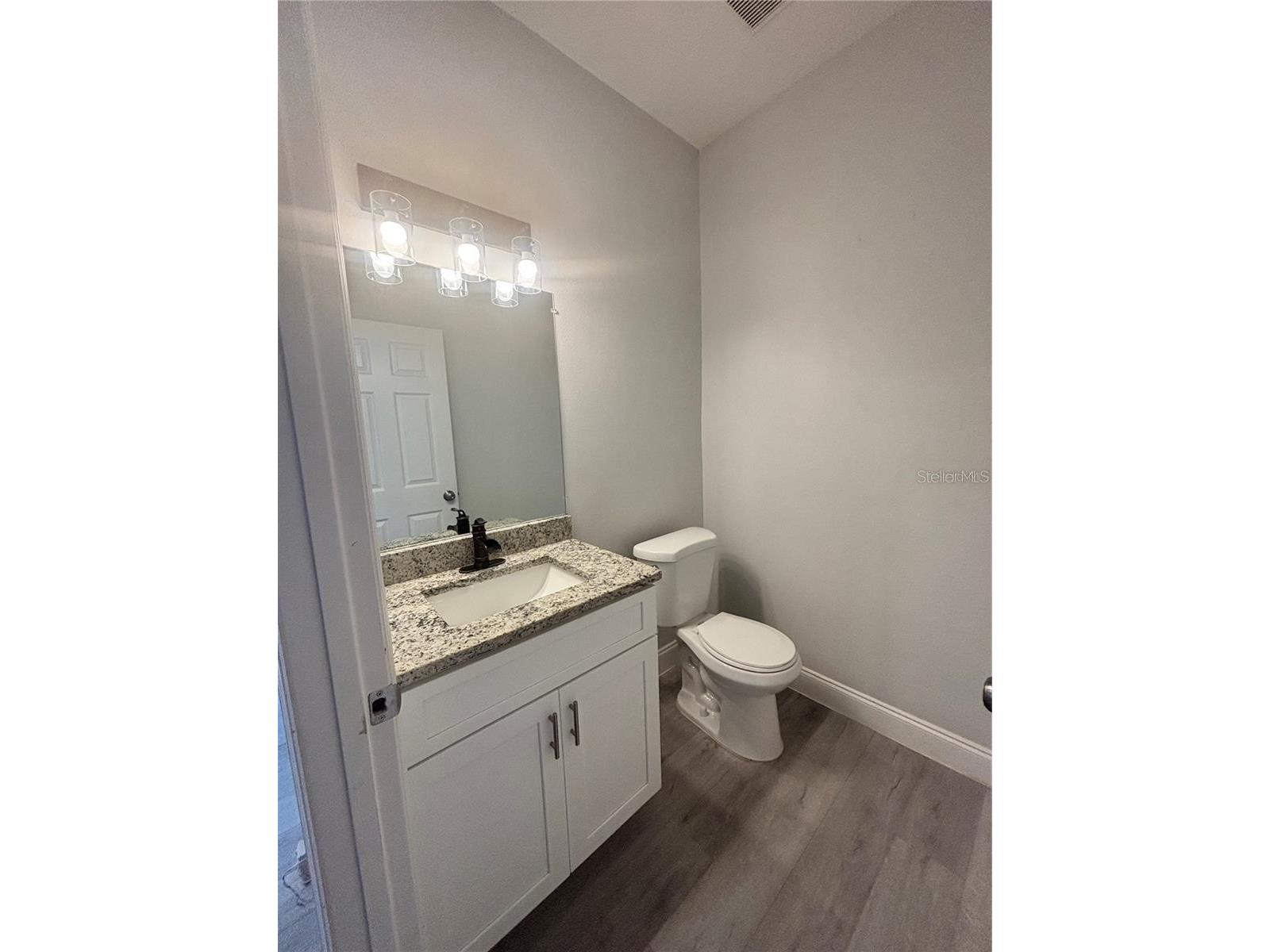 423 Churchill Court Kissimmee FL 34759 S5146005 image7