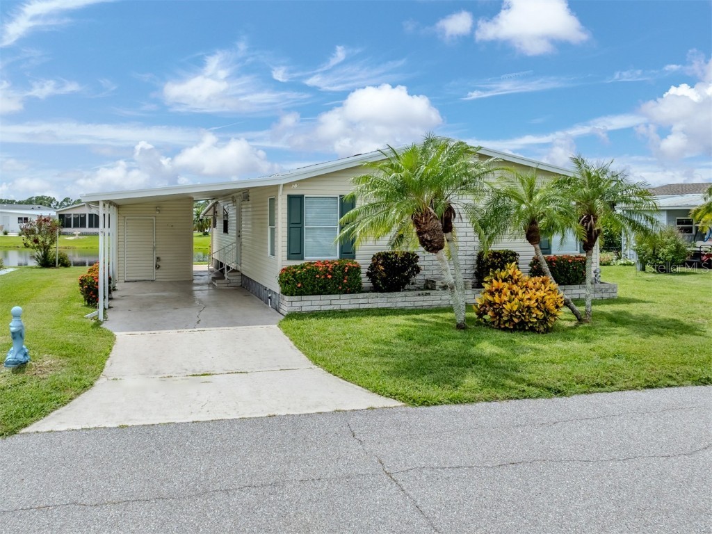 423 Pirates Point North Port FL 34287 - SNOOK LAKE N6133870 image1