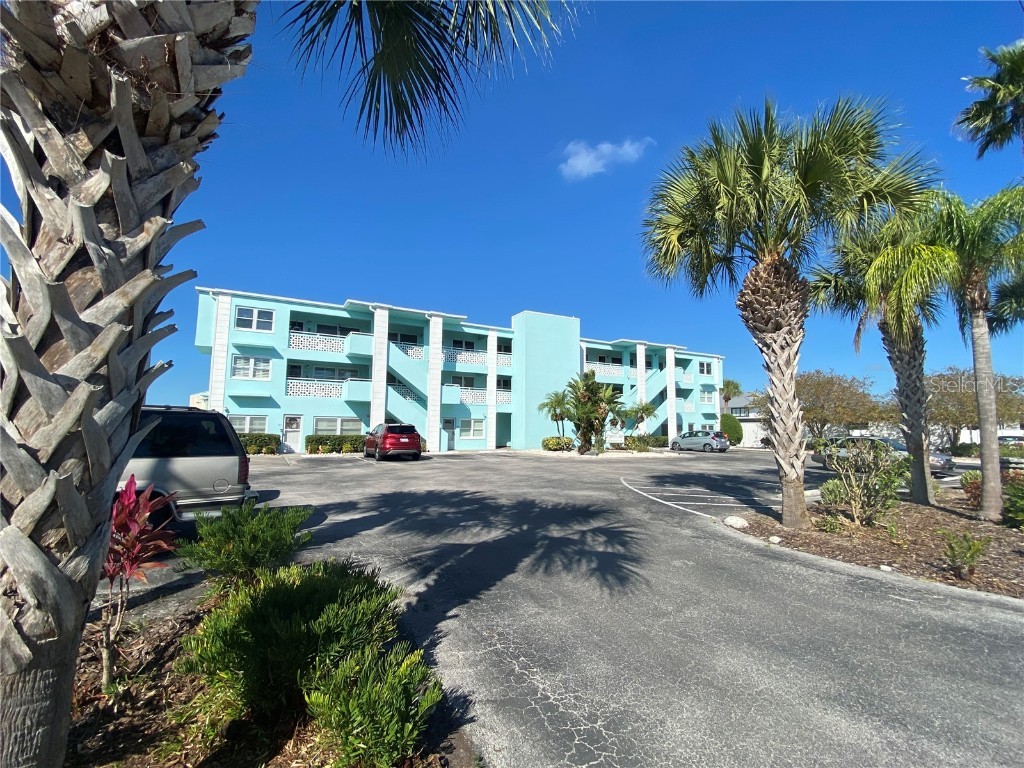 423 S Paula Drive #304 Dunedin FL 34698 U8222492 image1