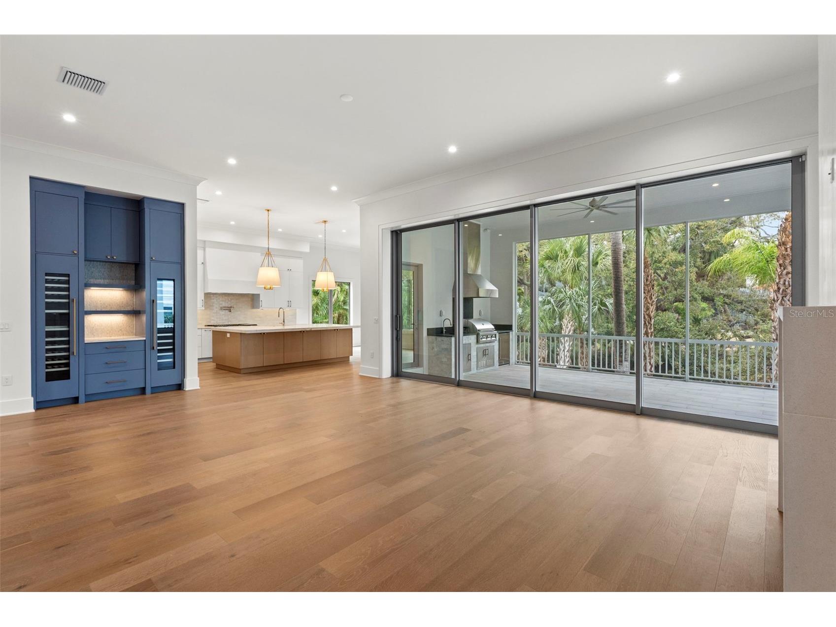 423 S Royal Poinciana Drive Tampa FL 33609 TB8449769 image10