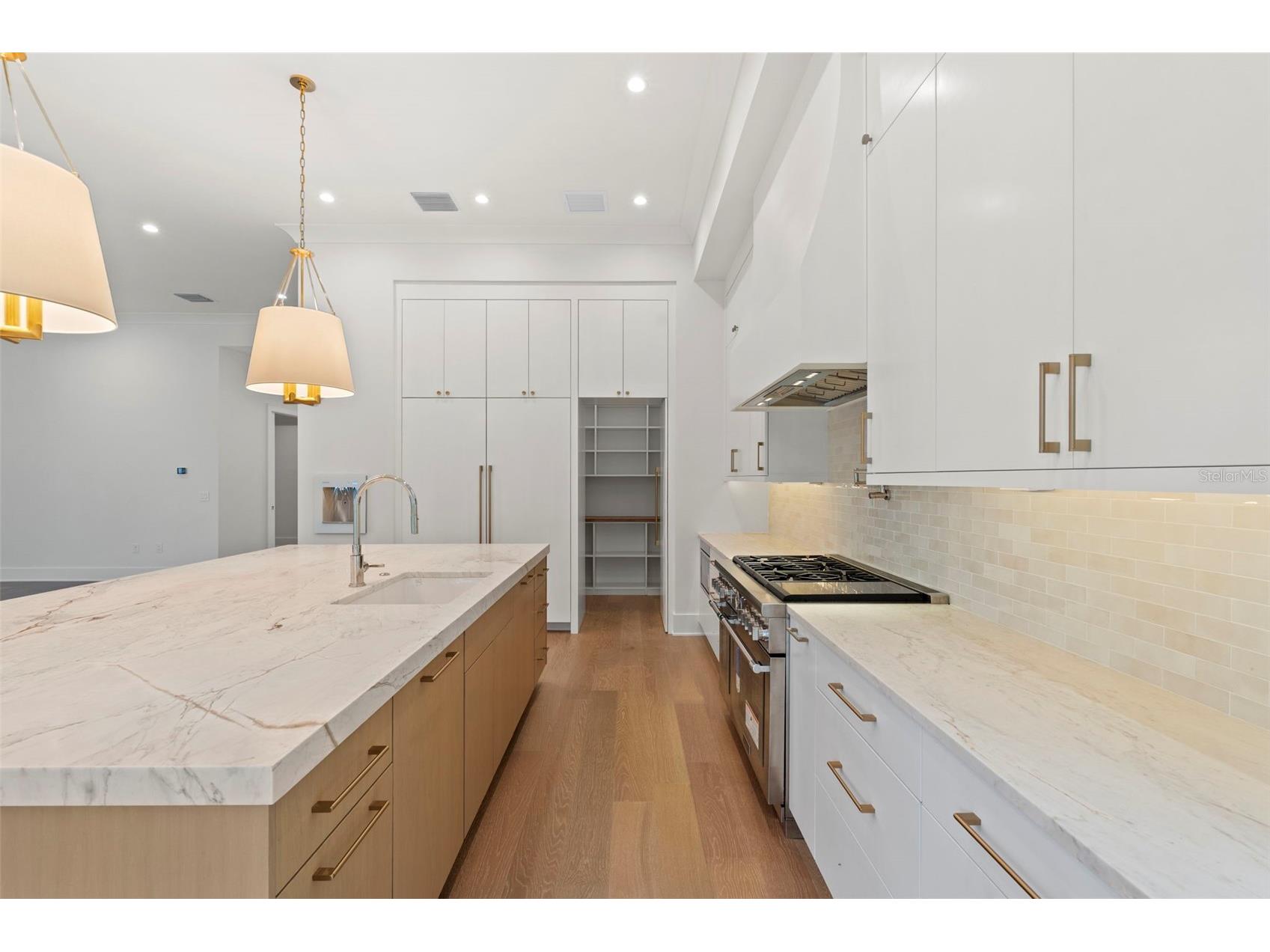 423 S Royal Poinciana Drive Tampa FL 33609 TB8449769 image18