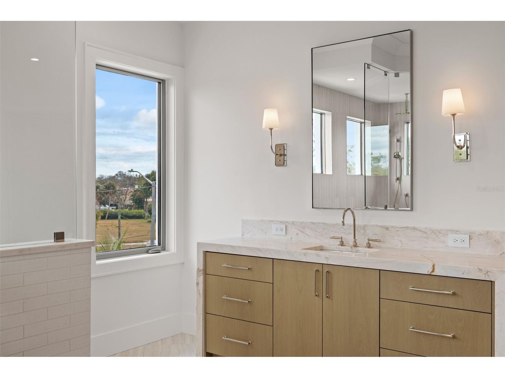 423 S Royal Poinciana Drive Tampa FL 33609 TB8449769 image34