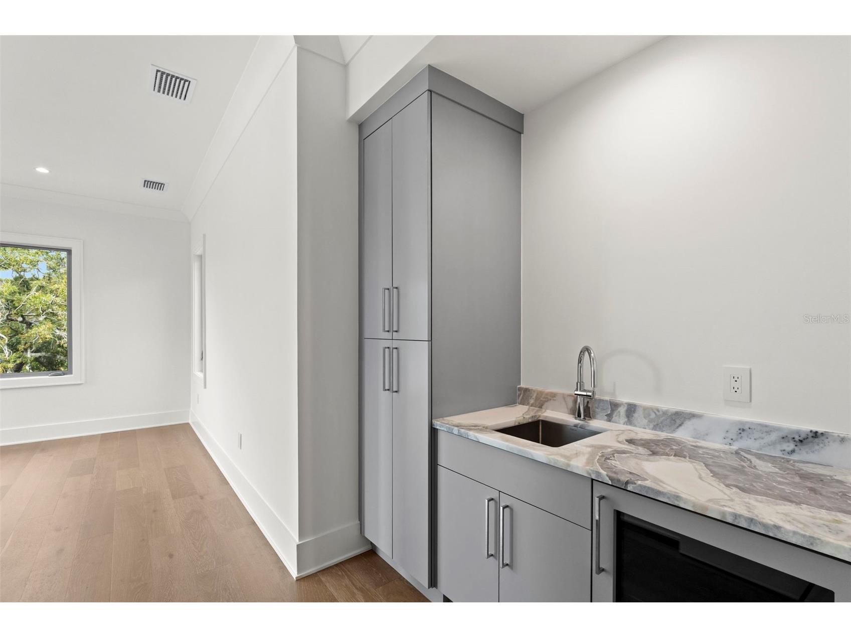 423 S Royal Poinciana Drive Tampa FL 33609 TB8449769 image54